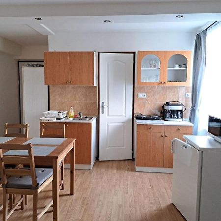 Nefelejcs Vendeghaz Otel Balatonkenese Dış mekan fotoğraf